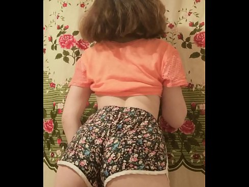 ❤️ ʻO ka pēpē ʻōpio uʻi e wehe ana i kona mau pōkole ma ka pahupaʻikiʻi Fucking ma haw.tubsexercom.ru ❌